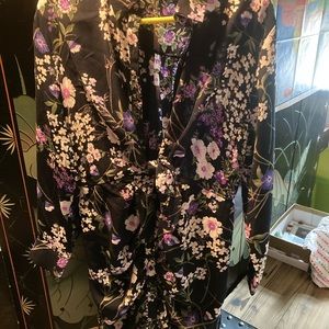 Beautiful floral dress. Never worn.